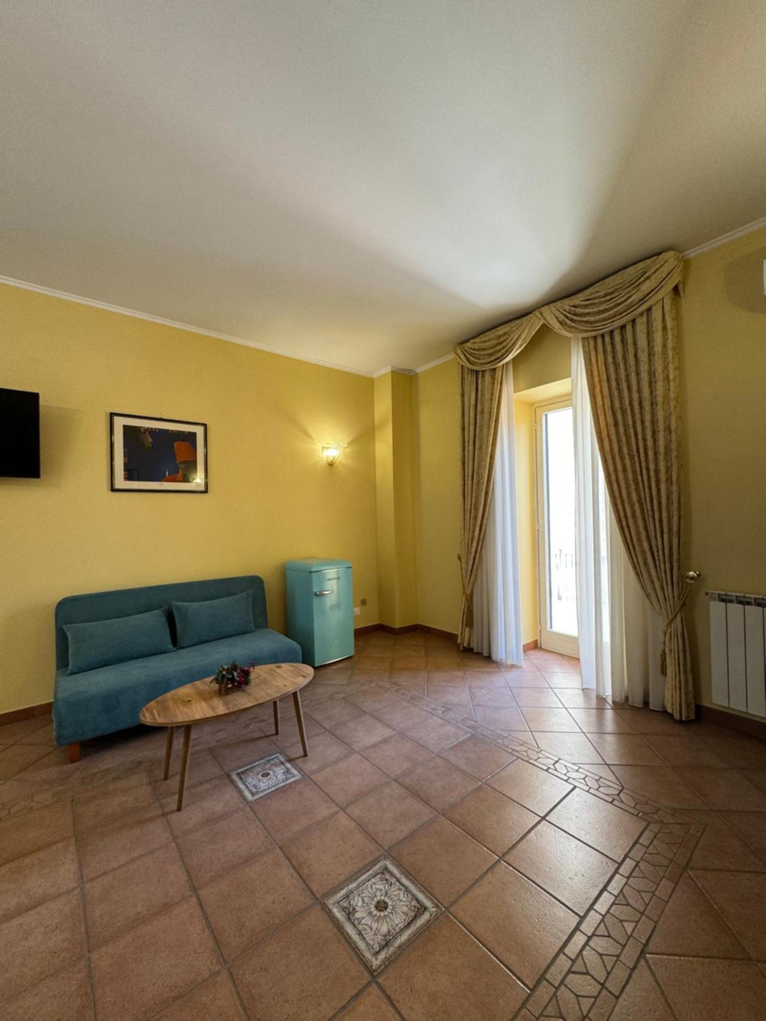Casa Pepe - Fondi Vertice Rooms Exterior photo
